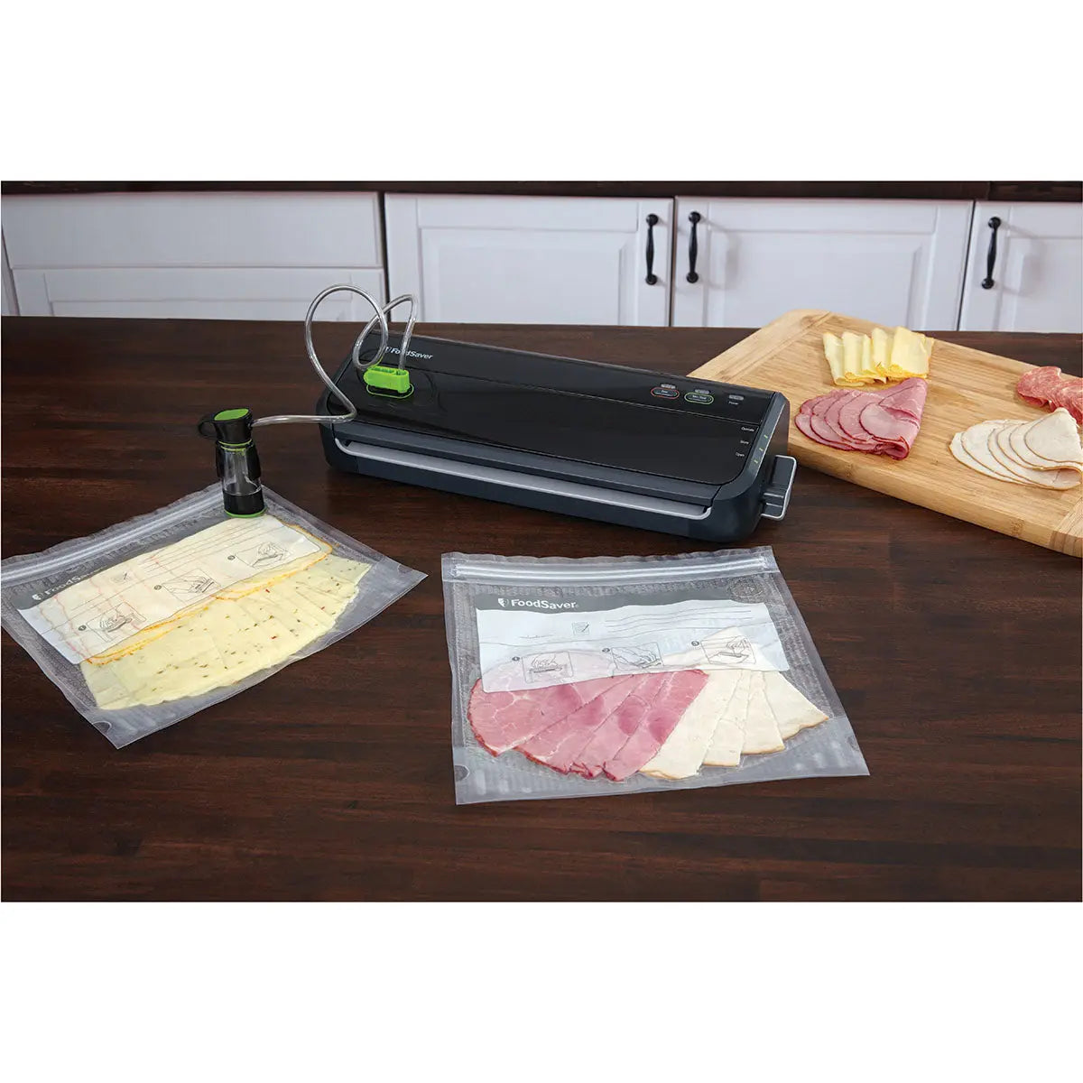 FoodSaver FM2000 Vacuum Sealer Starter System with Bags Hand C Mart