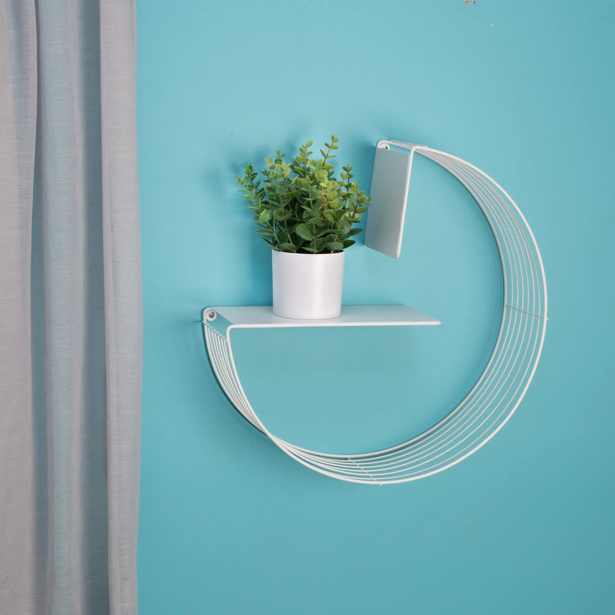 Honey-Can-Do 17.7" W x 17.7" H Steel Floating Circular Accent Shelf, White Hand C Mart