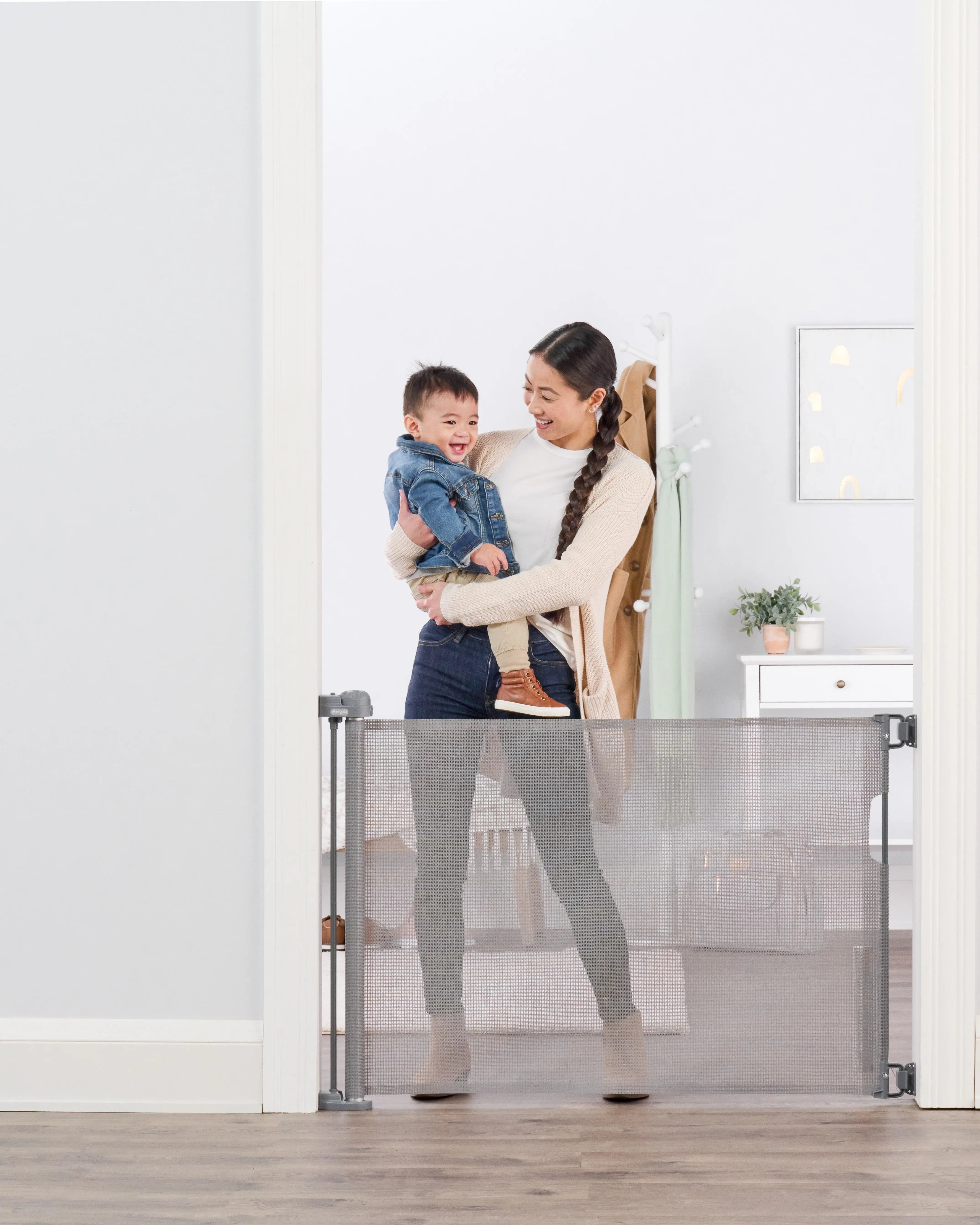 Regalo Retractable Baby Gate, Expands up to 50" Wide, Includes Wall Mounts Hand C Mart