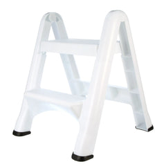 Durable Rubbermaid step stool with 300 lbs capacity
