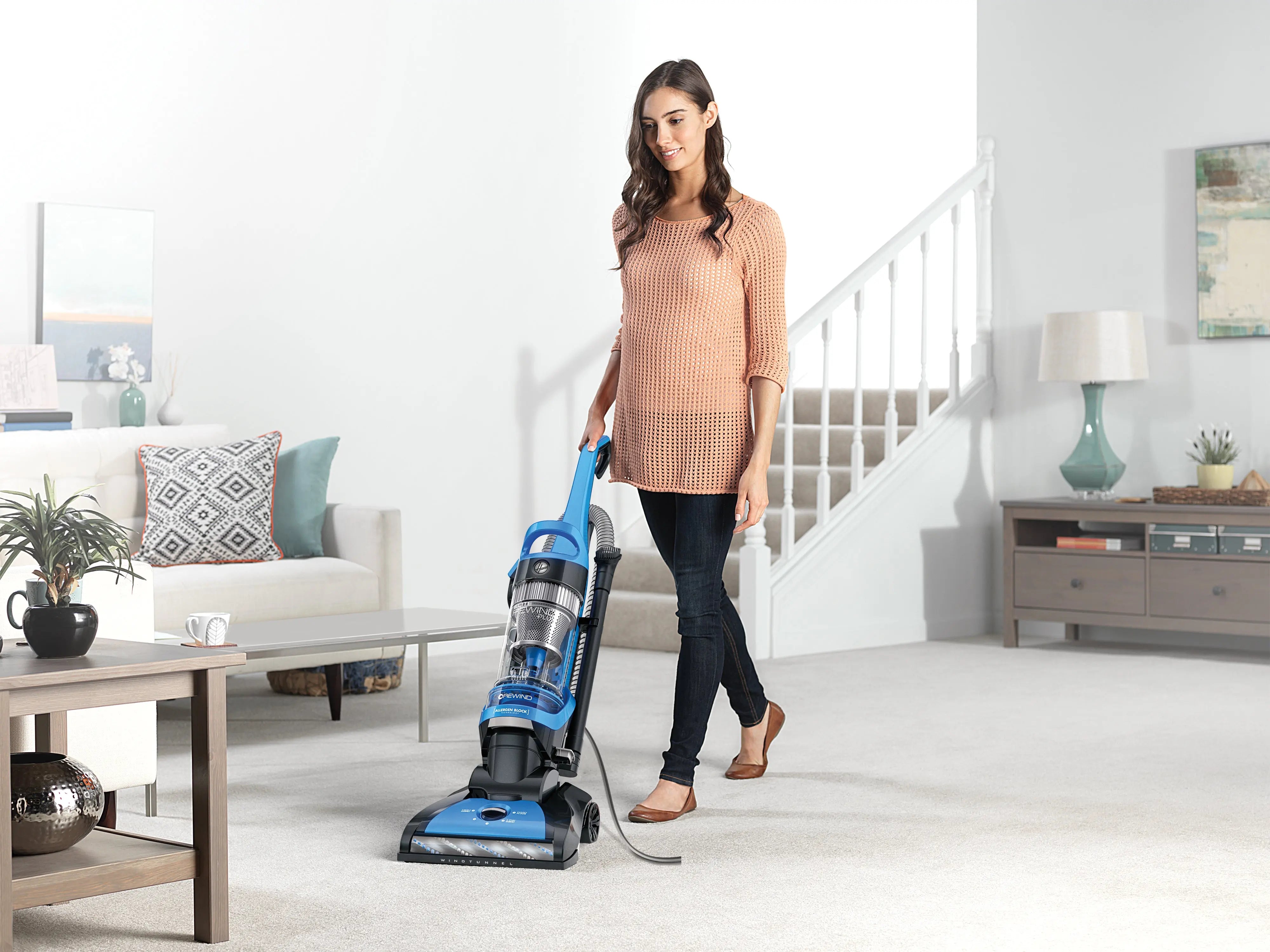 Hoover multi-surface vacuum for carpets and hardwood floors
